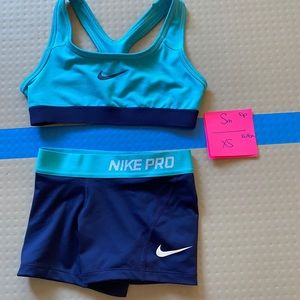 Nike pro Youth set girls top: YS bottom: YXS
